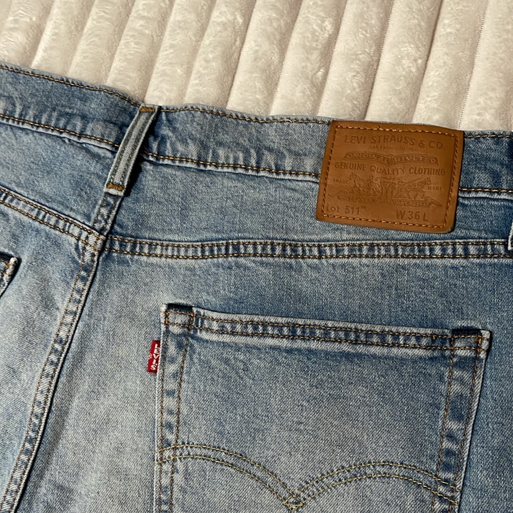 Levis 511 Shorts | Size Waist 36 Men - Picture 2 of 9